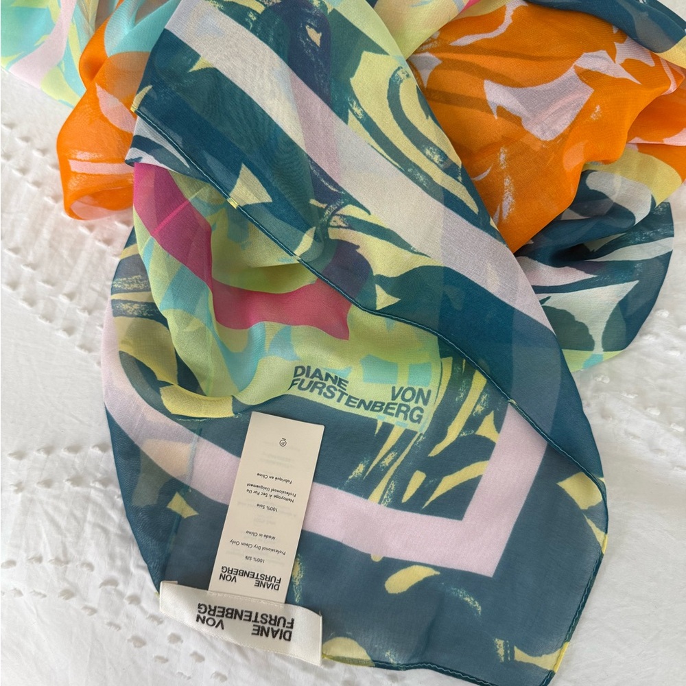 Diane Von Furstenberg Multicolor Abstract Scarf - Picture 3 of 8